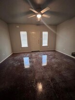 215 Price Ln in Weatherford, TX - Building Photo