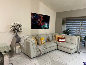 9446 SW 140th Ct in Miami, FL - Building Photo - Building Photo