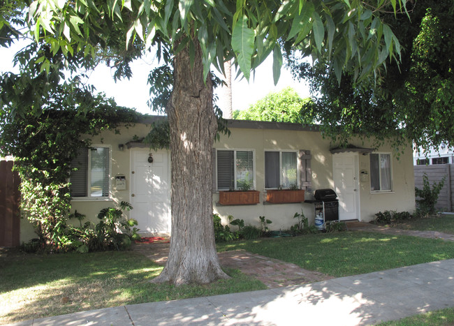 1518 19th St in Santa Monica, CA - Foto de edificio - Building Photo