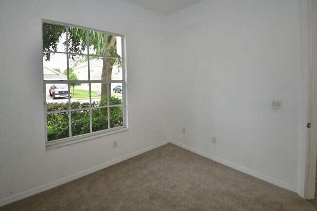 30741 Pumpkin Ridge Dr in Wesley Chapel, FL - Building Photo - Building Photo