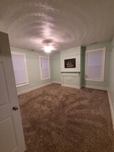 237 W 31st St, Unit 2 in Norfolk, VA - Building Photo - Building Photo