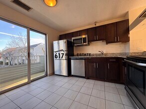 150 N Beacon St, Unit B3 in Boston, MA - Building Photo - Building Photo