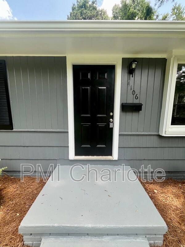 4106 Howie Cir in Charlotte, NC - Building Photo - Building Photo