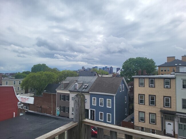 105 Eutaw St, Unit #3 in Boston, MA - Building Photo - Building Photo