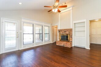 3816 Ashley Ln in Fort Worth, TX - Building Photo - Building Photo