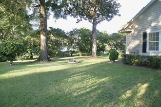 2204 NW 29th Ave in Gainesville, FL - Building Photo - Building Photo