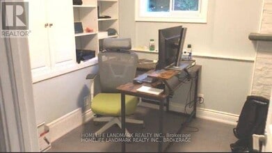 3079 Lindenlea Dr in Mississauga, ON - Building Photo - Building Photo