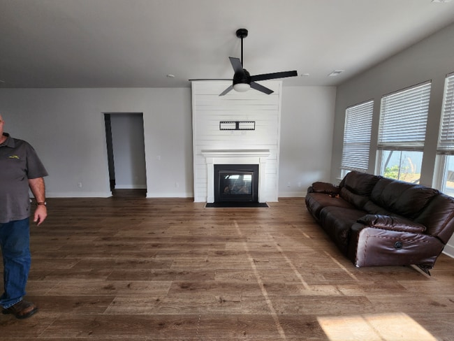 112 Ashworth Dr in Summerville, SC - Foto de edificio - Building Photo