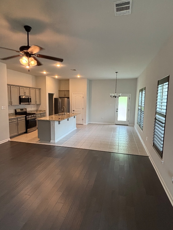 7977 Brown Hickory Ave in Baton Rouge, LA - Building Photo - Building Photo