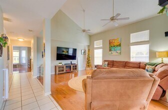 7213 Tropical Dr in Spring Hill, FL - Building Photo - Building Photo