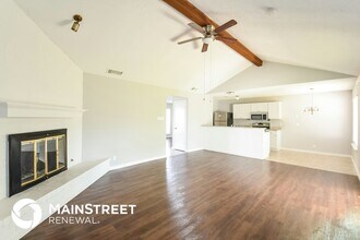 3039 Lake Grande St in San Antonio, TX - Building Photo - Building Photo