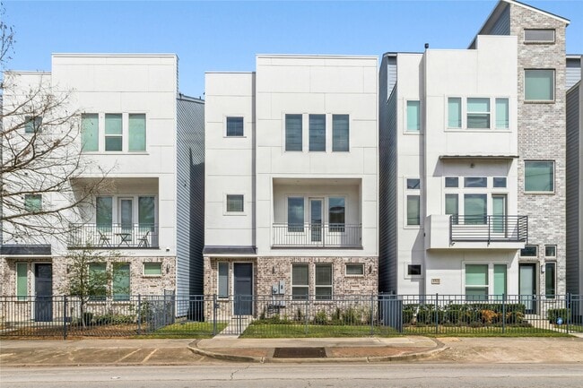 property at 1509 Elgin St