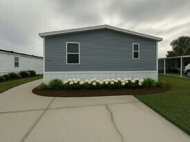 13634 Wesleyan Blvd in Orlando, FL - Building Photo