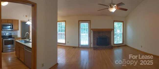 3704 Wilshire Ln in Waxhaw, NC - Building Photo - Building Photo