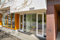 2530 SE 26th Ave in Portland, OR - Foto de edificio - Building Photo