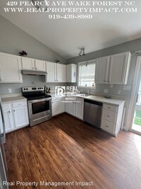 429 Pearce Ave photo'