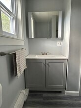 11 Cote Cir in Raymond, NH - Building Photo - Building Photo