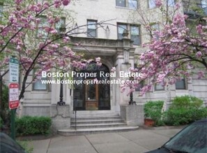 64 Charlesgate E in Boston, MA - Building Photo - Building Photo