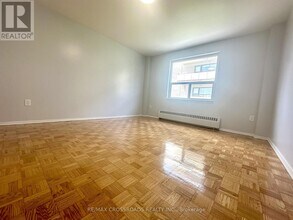 1191 Ellesmere Rd in Toronto, ON - Building Photo - Building Photo