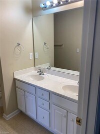 1284 Collegian Terrace