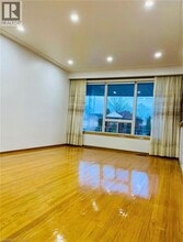 14 Adair Ave S in Hamilton, ON - Building Photo - Building Photo