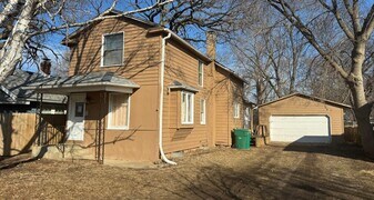 2817 Gabriel Ave in Zion, IL - Building Photo