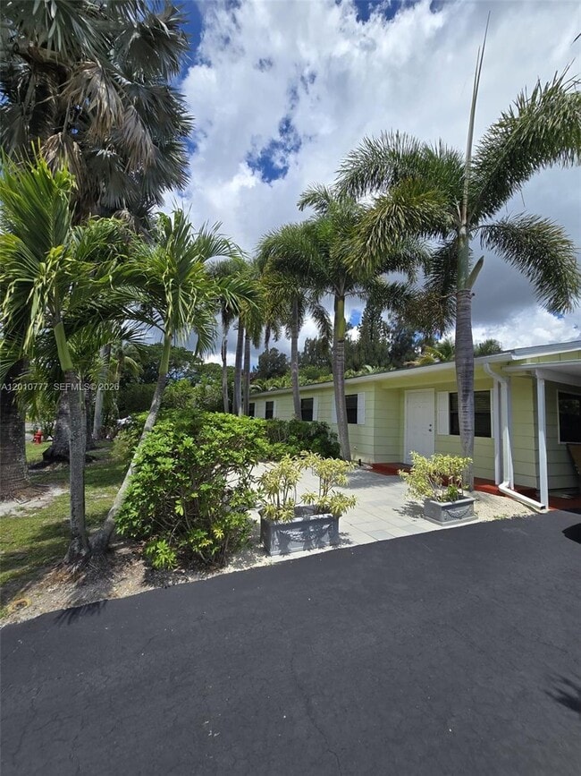 5091 Buchanan Rd in Delray Beach, FL - Building Photo - Building Photo