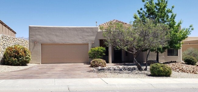 property at 1910 San Fernando Dr