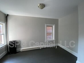 16 East Ave in Hagerstown, MD - Building Photo - Building Photo