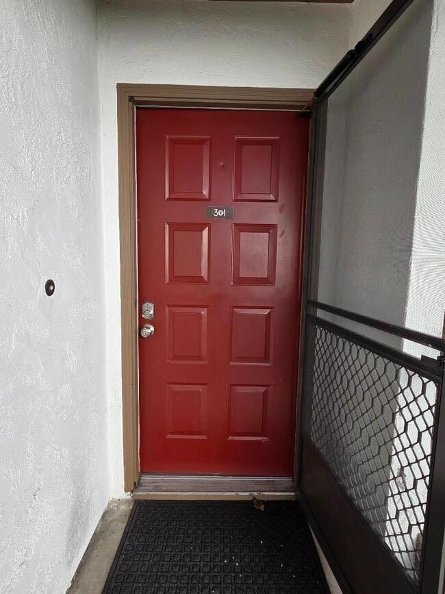 property at 2201 Monroe St