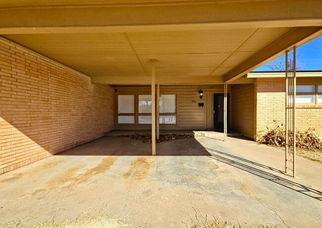 2106 57th St in Lubbock, TX - Building Photo - Building Photo