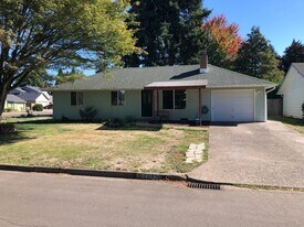 2689 York St in Eugene, OR - Building Photo