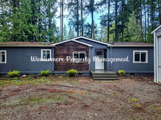 222 Gold Creek Rd NW in Bremerton, WA - Building Photo - Building Photo