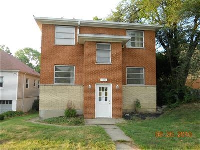 4891 N Overlook Ave in Cincinnati, OH - Foto de edificio