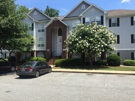 3694-2D Cotswold Ave in Greensboro, NC - Building Photo