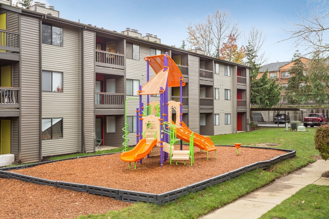 Argyle Apartment Homes in Federal Way, WA - Building Photo