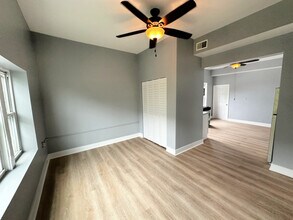 2286 S Blue Island Ave in Chicago, IL - Building Photo - Building Photo