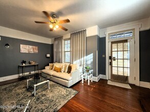 146 W 6th St in Jacksonville, FL - Building Photo - Building Photo