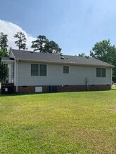 408 Holly Ave in Jarratt, VA - Building Photo - Building Photo