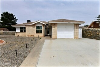 853 Nita Fay Dr in El Paso, TX - Building Photo - Building Photo