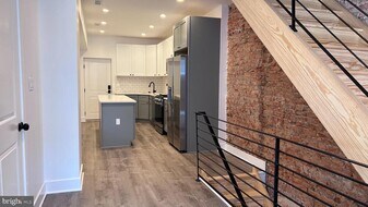 1424 S 22nd St in Philadelphia, PA - Building Photo