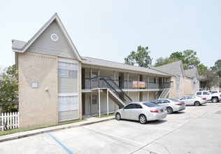 Cedarbrook Apartments in Baton Rouge, LA - Foto de edificio - Building Photo