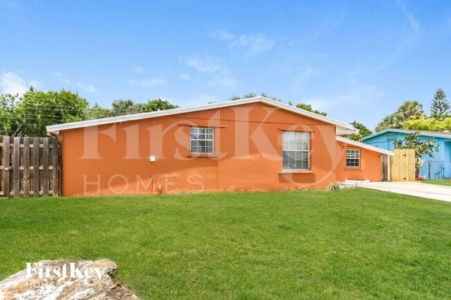 1089 Drexel Rd in West Palm Beach, FL - Building Photo - Building Photo