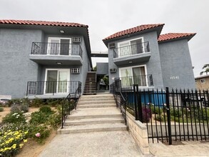 10541 National Blvd, Unit 18 in Los Angeles, CA - Building Photo - Building Photo