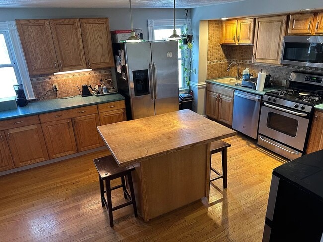 property at 123 Faneuil St