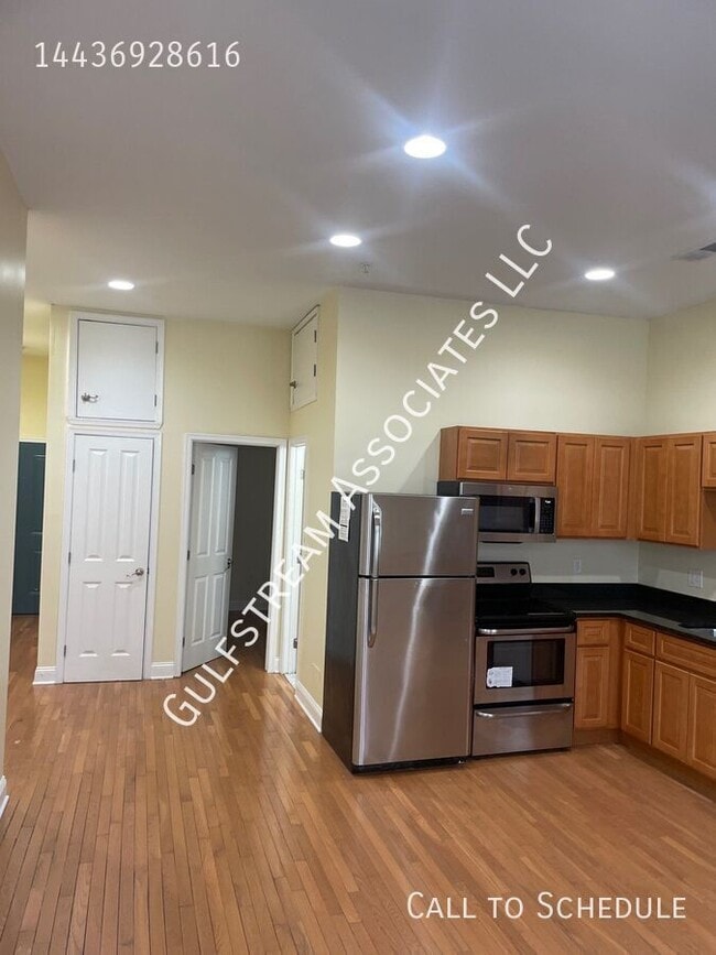 106 N Eutaw St in Baltimore, MD - Building Photo - Building Photo