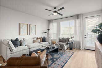 The George in Mesa, AZ - Foto de edificio - Building Photo