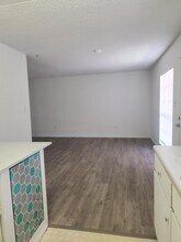 1212 Chelwood Park Blvd NE in Albuquerque, NM - Building Photo - Building Photo