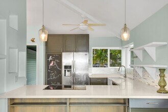 73-4338-4338 Koi Koi St in Kailua Kona, HI - Building Photo - Building Photo