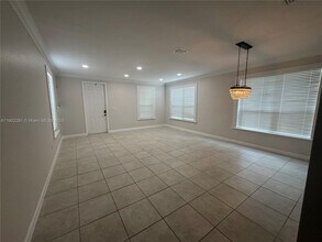 17145 SW 92nd St in Miami, FL - Building Photo - Building Photo